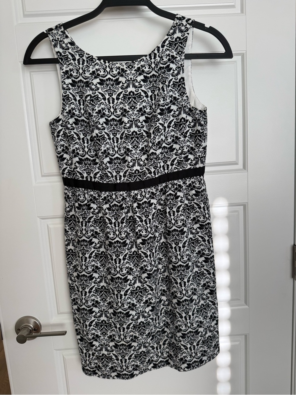 LOFT Black and White Damask Sheath Dress